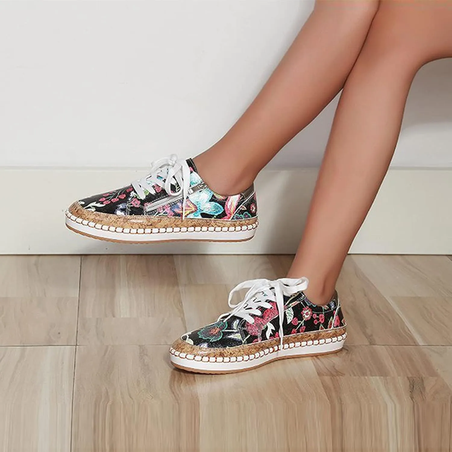 Women's Canvas Sneakers Classic Round Toe Low Cut Lace-Up Casual Shoes Fashion Comfortable Lightweight Floral Print Walking Flats
