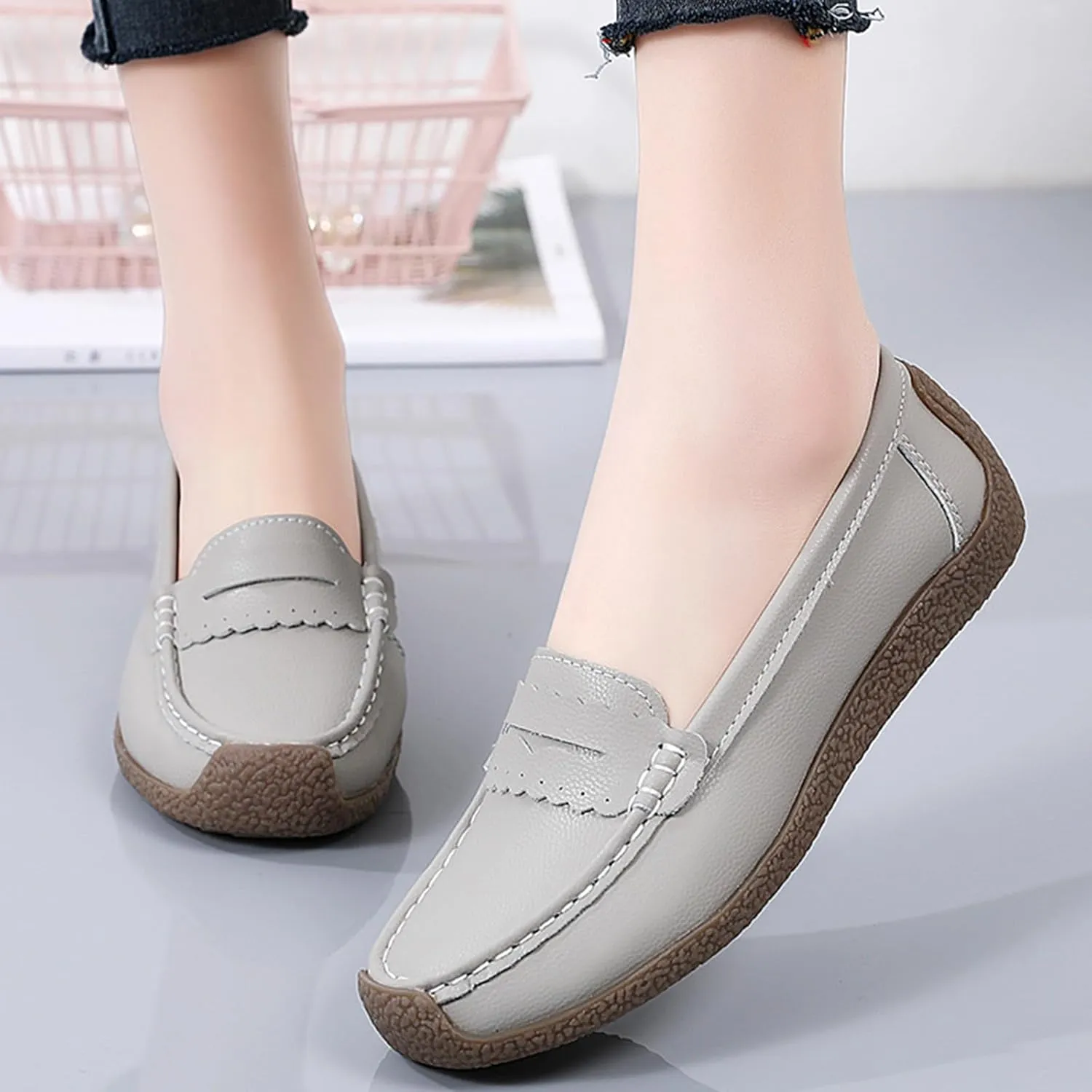 Women's Casual Soft Genuine Leather Flats Shoes Comfortable Penny Loafers Slip-Ons Softsole Driving Walking Moccasins Boat Shoes