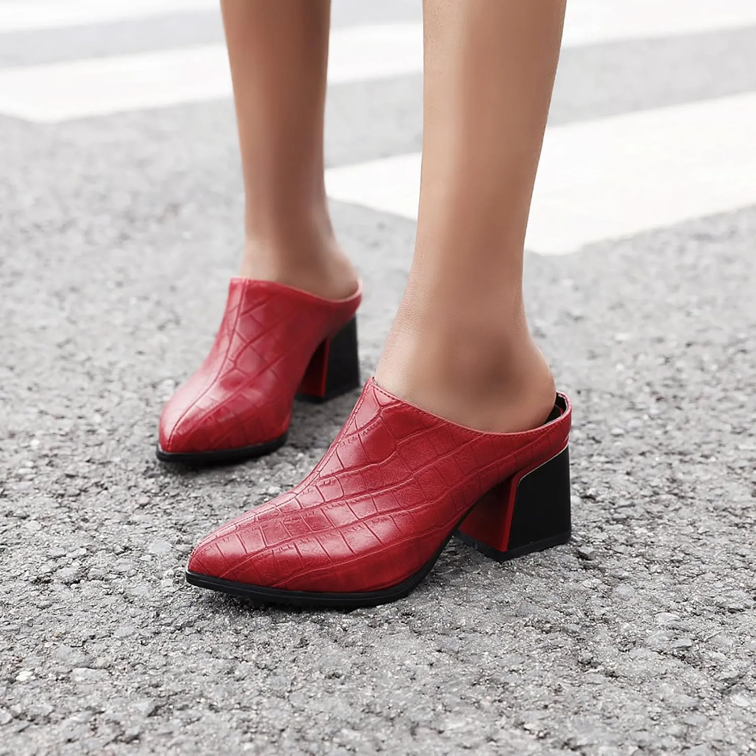 Women's Pointed Toe Chunky Heel Slip-On Mules,Fashion Crocodile Embossed Closed Toe High Heels Casual Outdoor Slippers Breathable Backless Mules Sandals