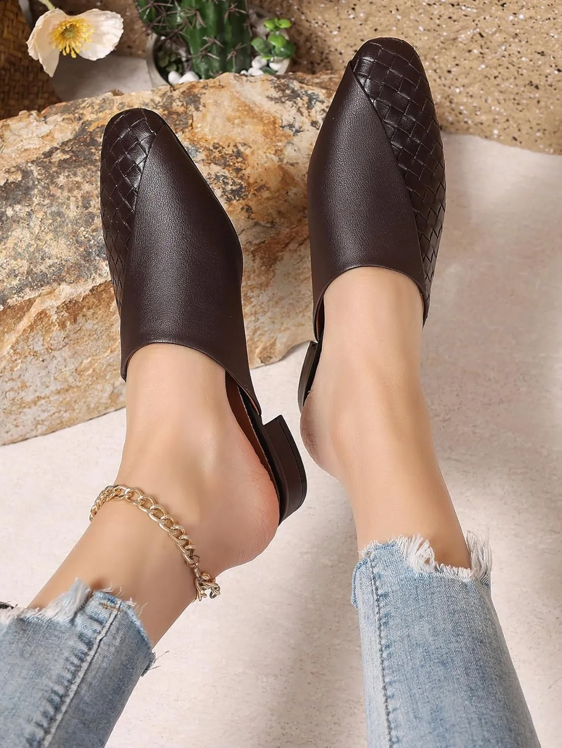 Women's Woven Mules Patchwork Ladies Trendy Low Heel Slip-On Shoes Comfortable Summer Casual Slides for Women