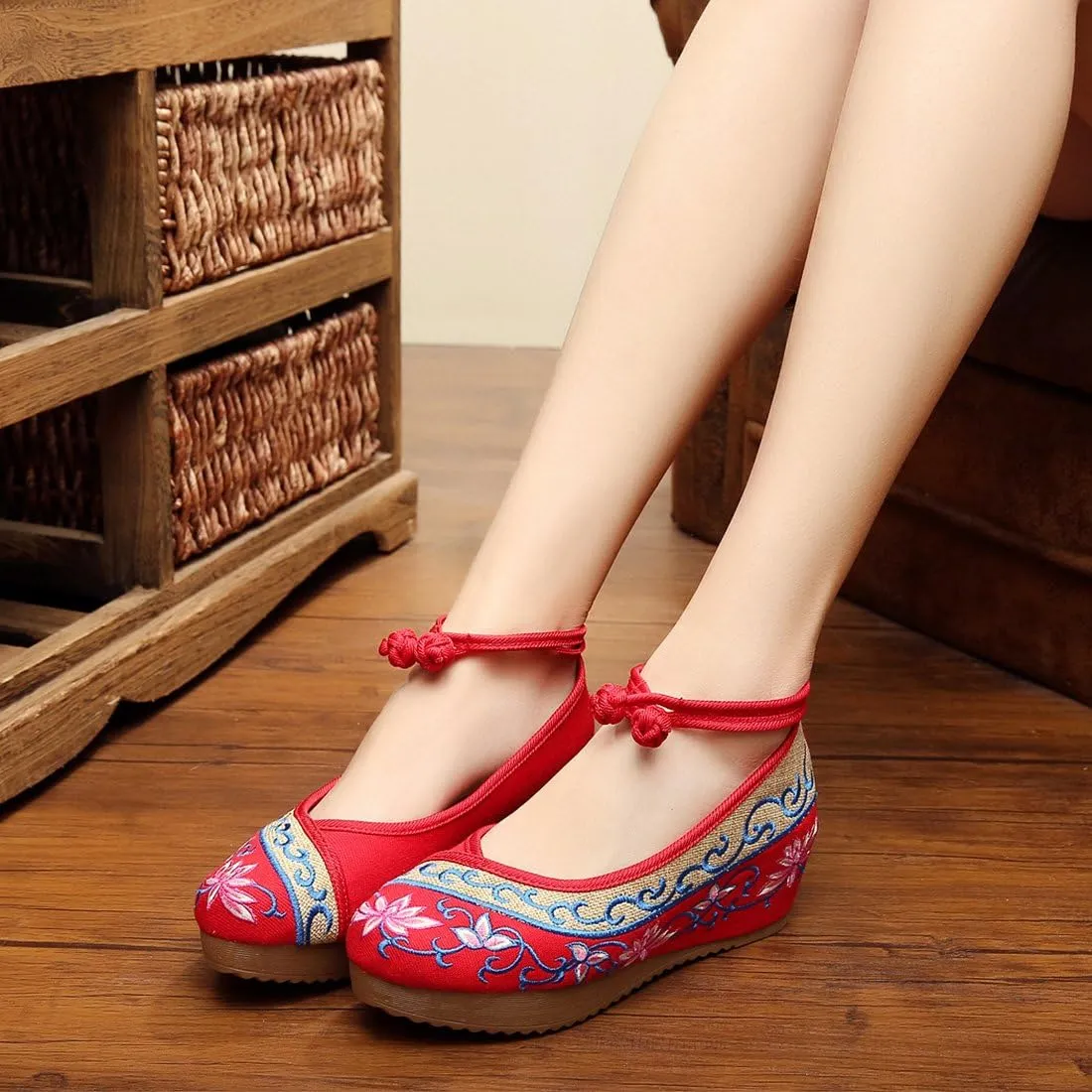 YIBLBOX Women Chinese Traditional Strap Lotus Flower Embroidery Strappy Platform Wedges Shoes